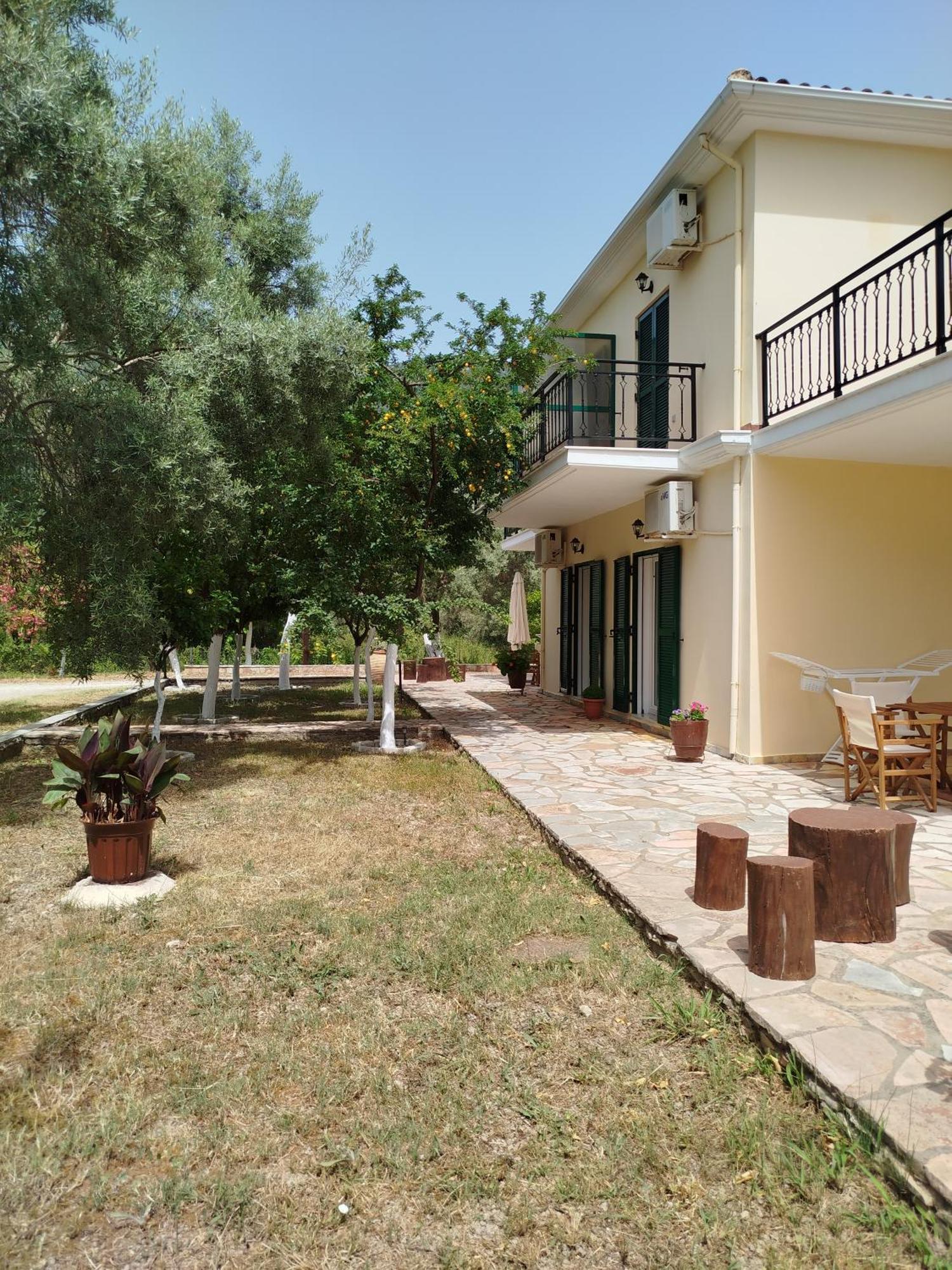 Riverside Αpartments Vasiliki  Ngoại thất bức ảnh